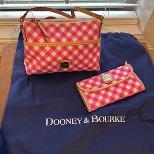 Dooney & Burke matching Crossbody & Wallet WITH DUSTBAG